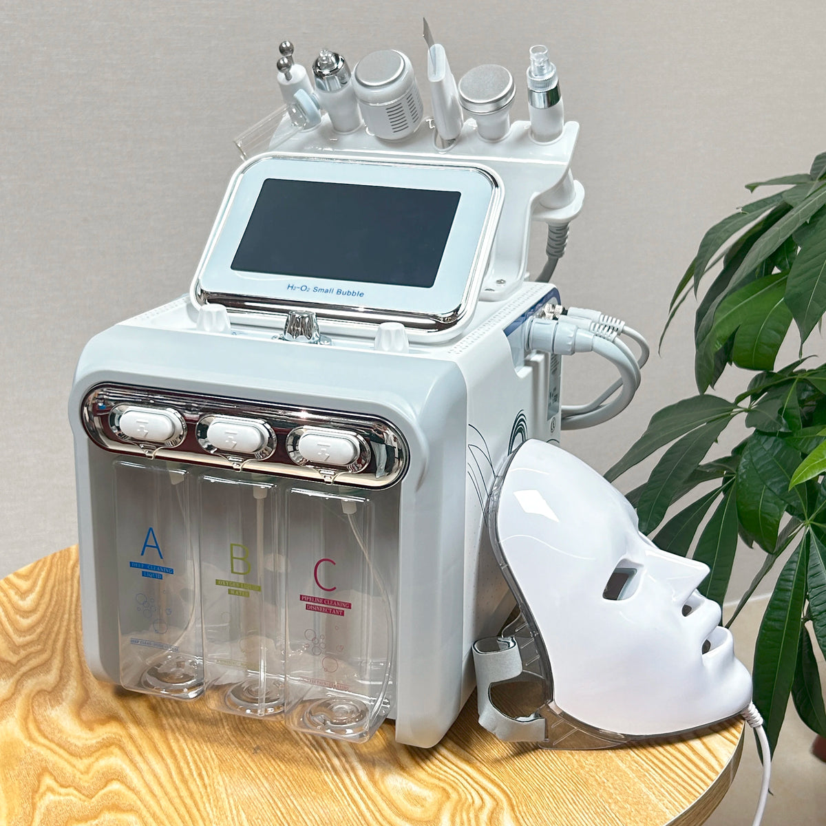 Multifunctional Facial Massager And Cleansing Beauty Device